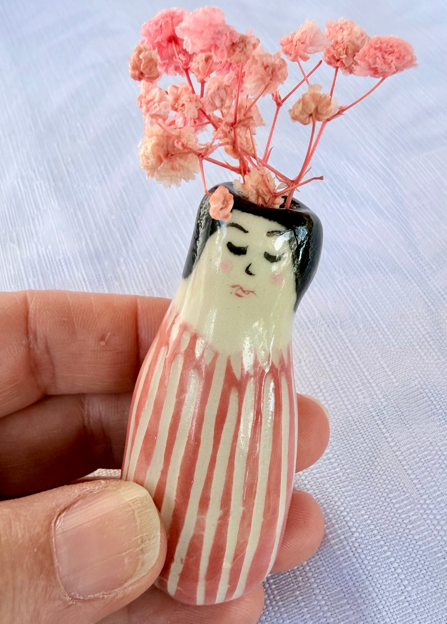 Mini Lady Vase