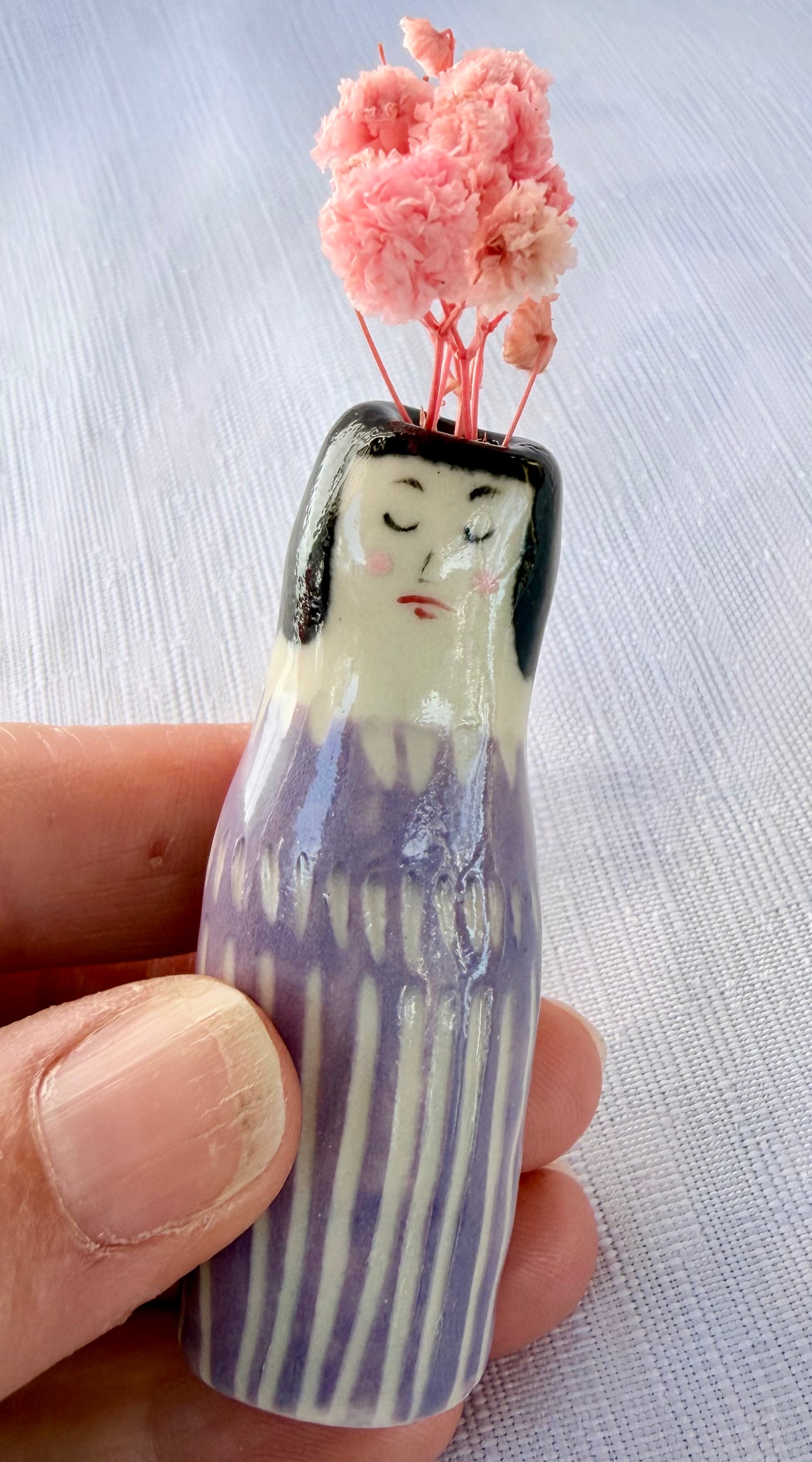 Mini Lady Vase